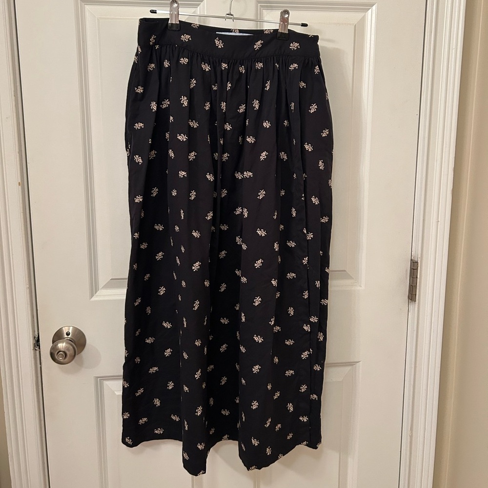Hill House Krista Long Wrap Skirt in Autumn Paisley - Sz Medium